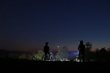 Best Bike Light Setup For Mountain Biking