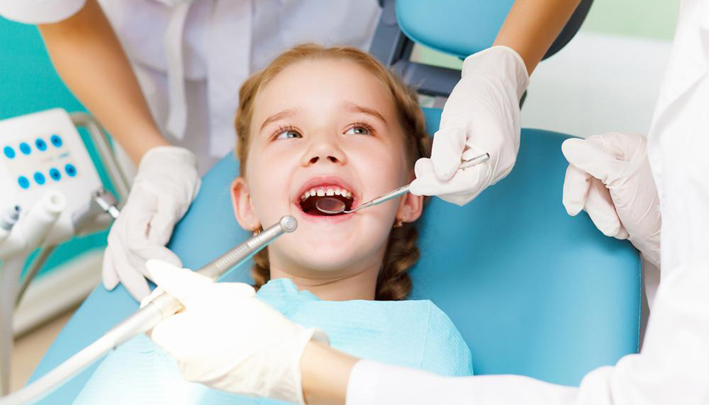 Своевременное лечение молочных зубов очень важно при формировании постоянного прикуса