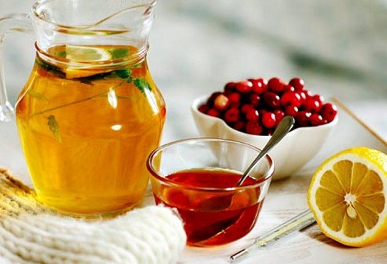 чай и мед от простуды у детей